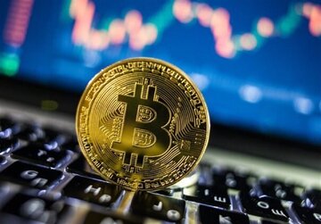 ریزش شدید در بازارهای مالی جهانی/ بیت‌کوین به زیر ۹۰ دلار سقوط کرد