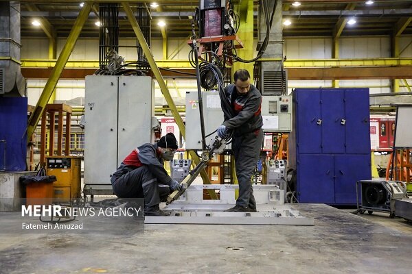 ۸ دست انداز اصلی در مسیر تولید؛ از مواد اولیه تا نوسانات ارز